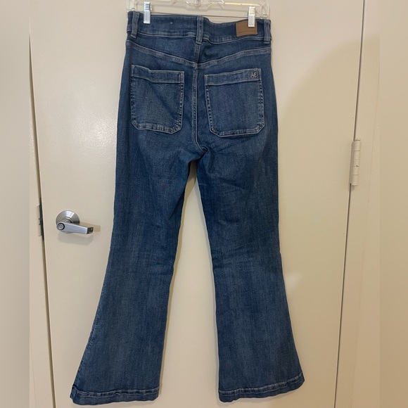 American Eagle High Rise Flare Jeans - Picture 5 of 6